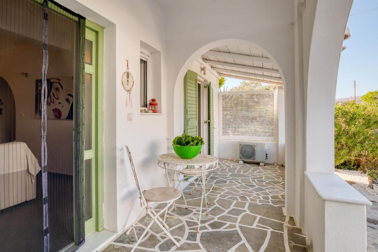 Dahlia Apartments And Studios Alikí Esterno foto