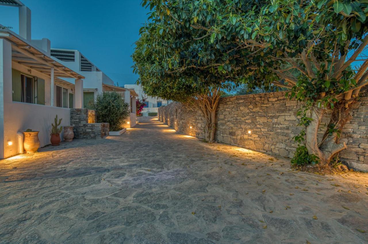 Dahlia Apartments And Studios Alikí Esterno foto