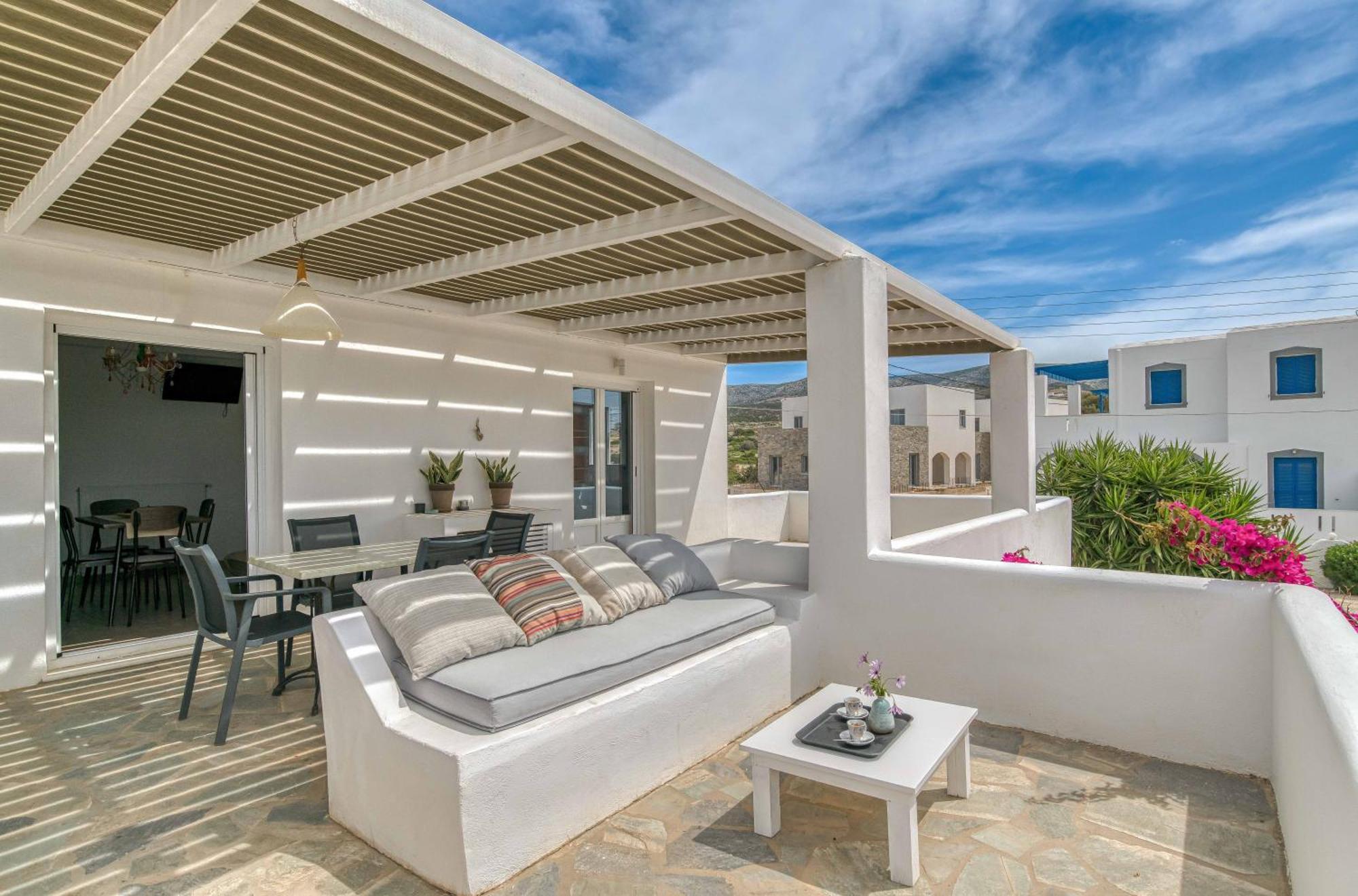 Dahlia Apartments And Studios Alikí Esterno foto