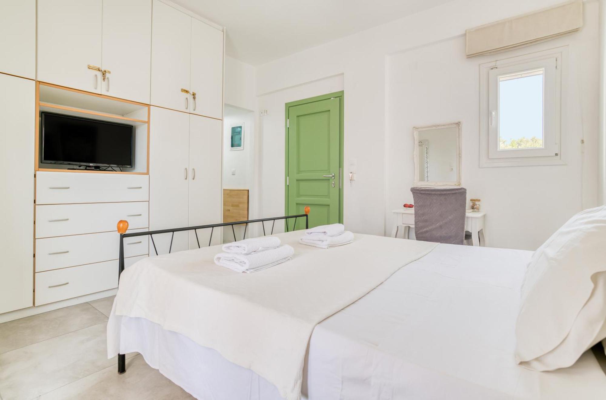 Dahlia Apartments And Studios Alikí Esterno foto